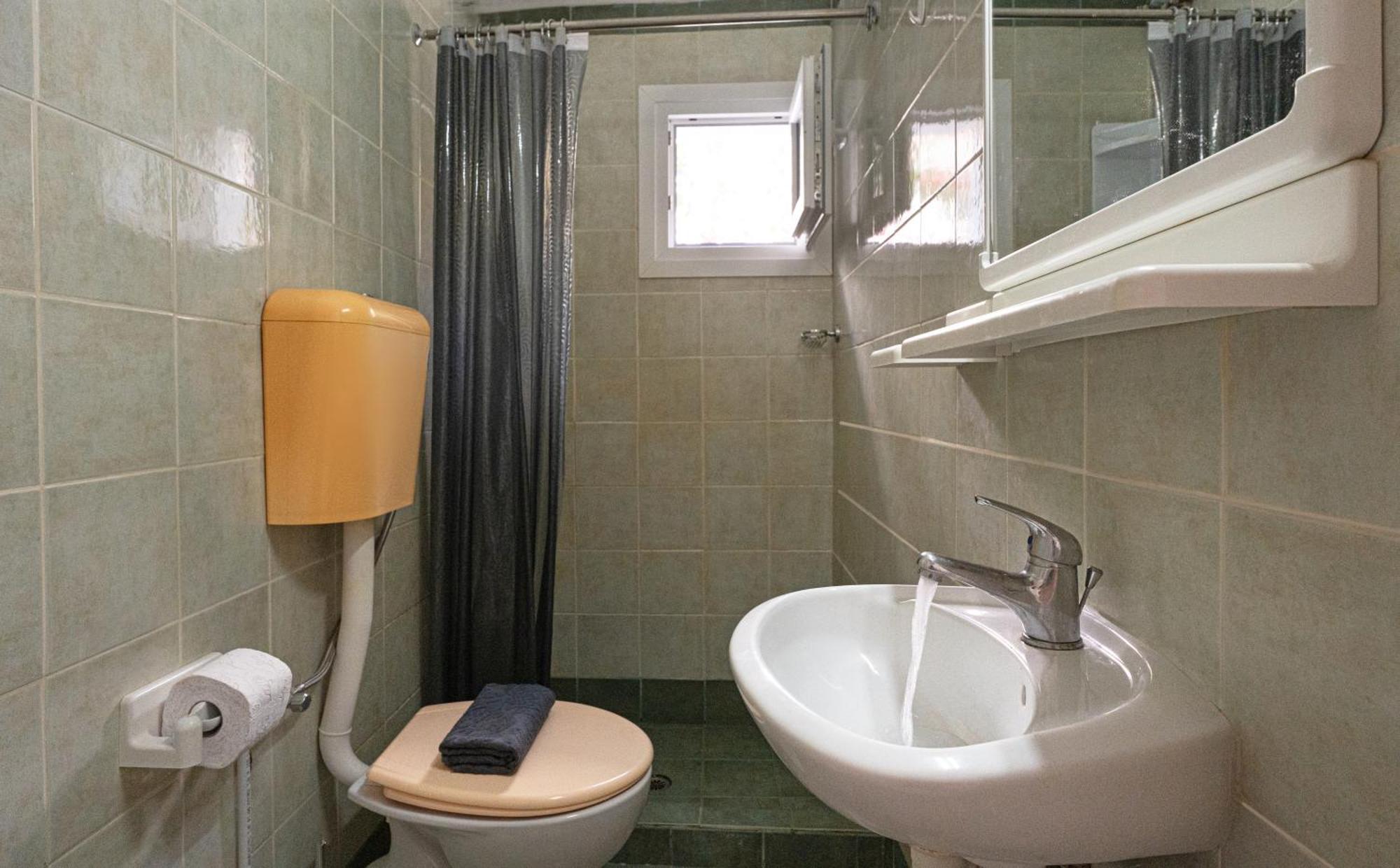 אדאמאס Orange Room מראה חיצוני תמונה